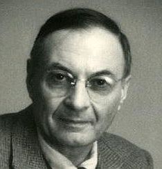 Hugyecz László. Hugyecz László.