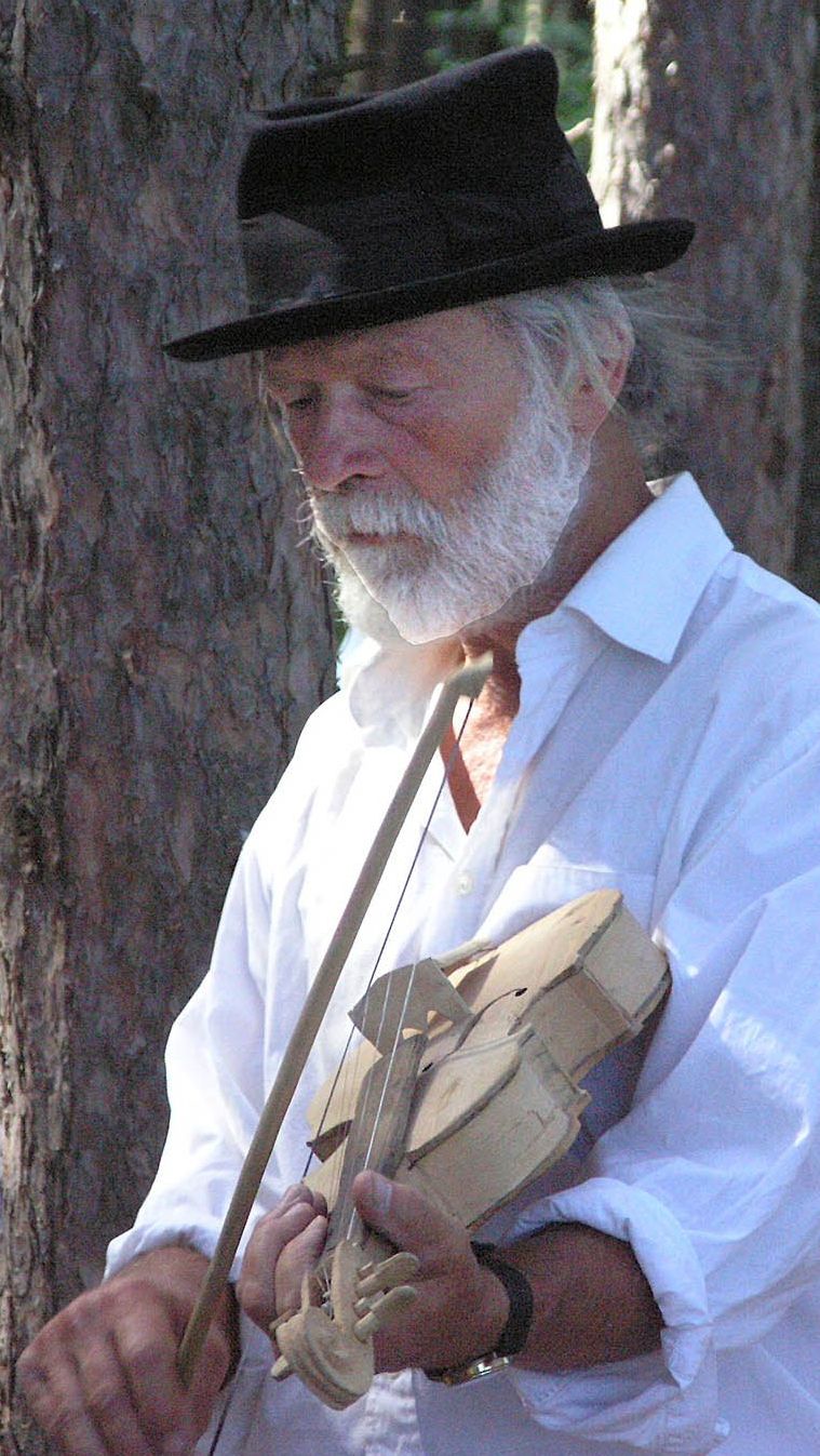 Peter Schumann.