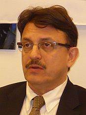 Kiss Róbert Gábor.