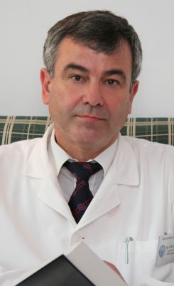 Csiba László professzor.