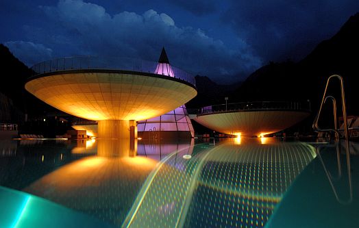 Az „Aqua Dome”, a térség egyetlen termálfürdője.
