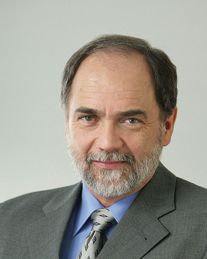Dr. Réger József,