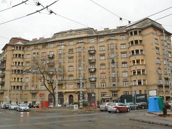 Betlen tér, 2012.