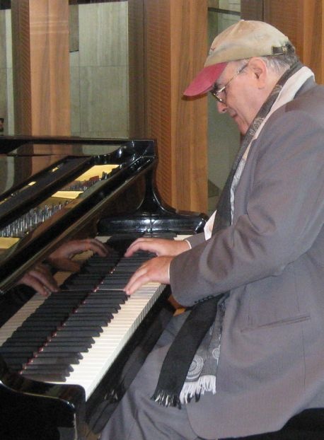 Szakcsi Lakatos Béla.
