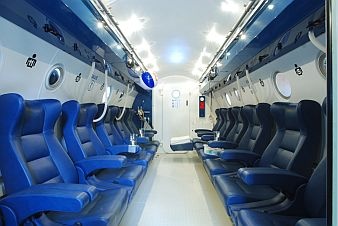 Mint a repülőgép-kabin: az oxigénkezelő fülke.