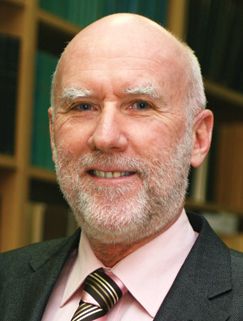 Váradi Tamás.