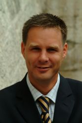 Lukács Tamás.