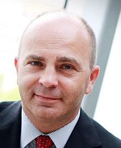 Falcsik István.