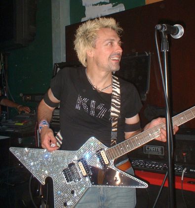 Ryan Roxie, a sztárvendég.