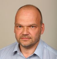 Andis Steinmani.