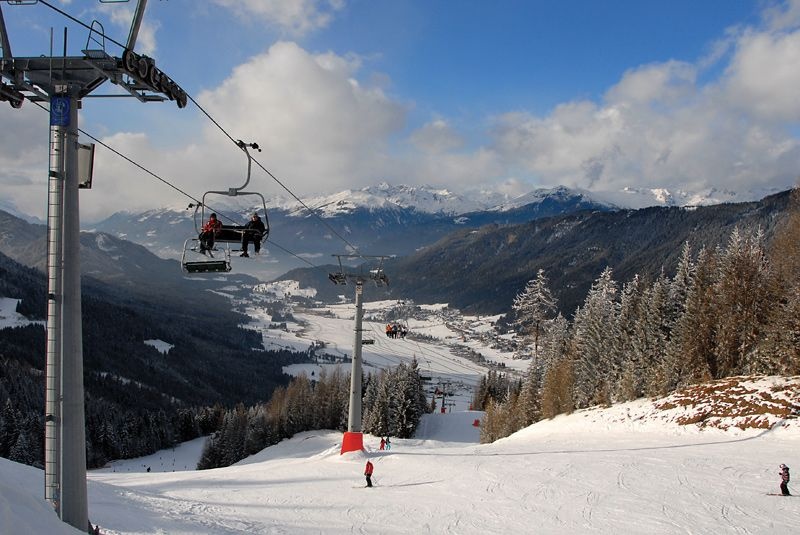 A Weissensee síelést, korcsolyázást egyaránt kínál.