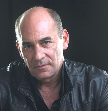 Kulka János.