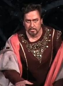 Marius Vlad Otelló szerepében.