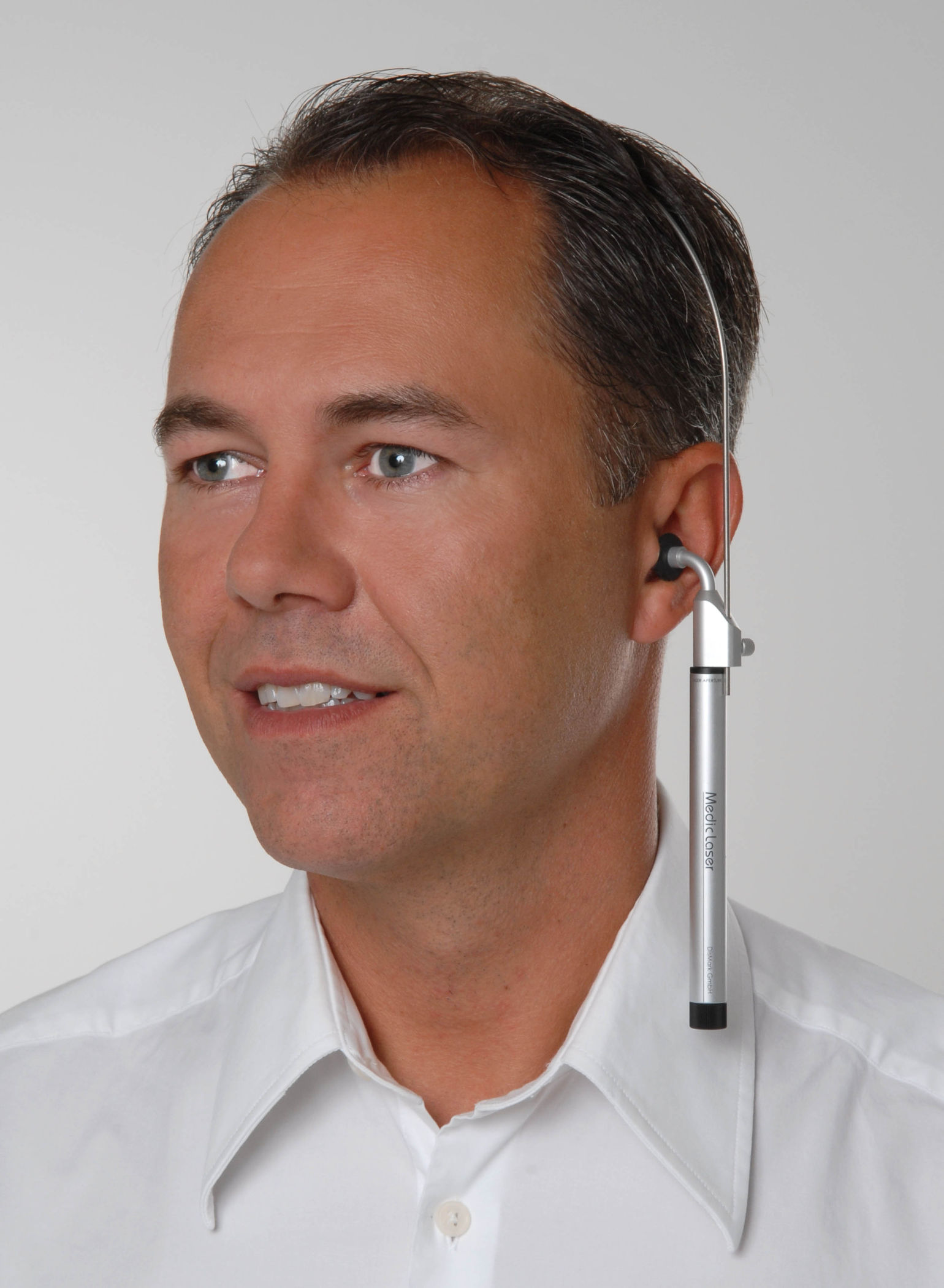 Softlaser-Treatment Tinnitus / Copyright: DisMark