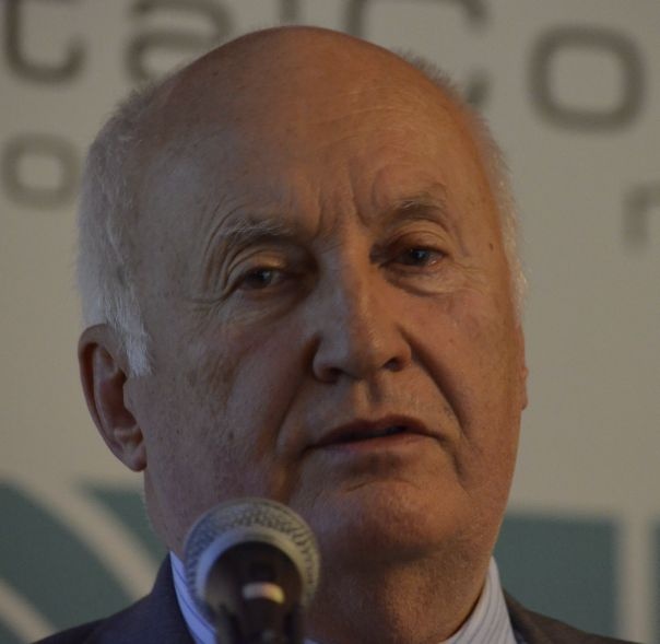 Dr. Szabó György.