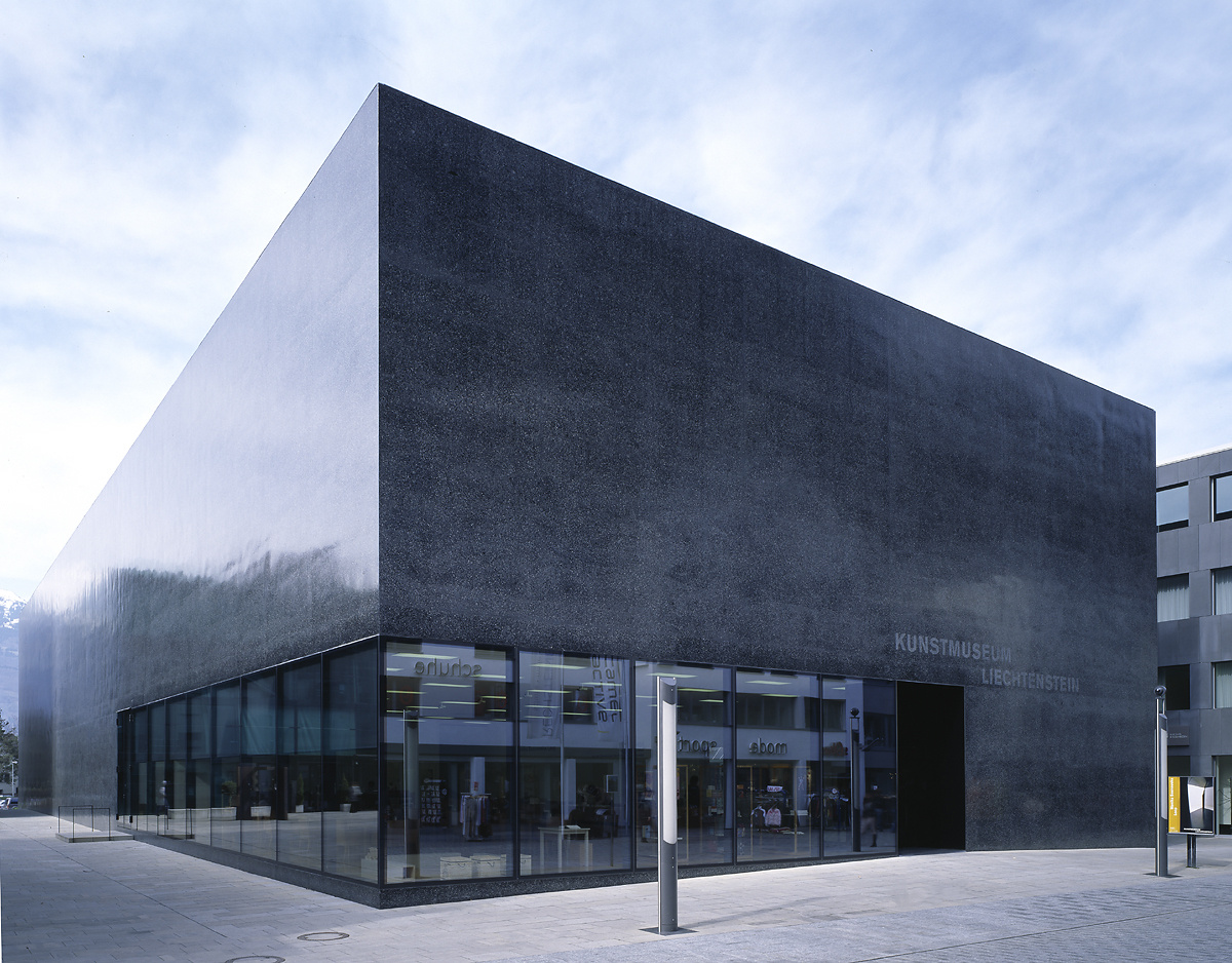 Das Kunstmuseum Liechtenstein zeigt vom 4. Oktober bis 1. Dezember 2013 die Privatsammlung der Liechtensteiner Familie Batliner 