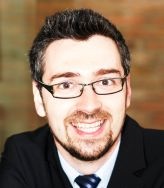 Paróczay Balázs.