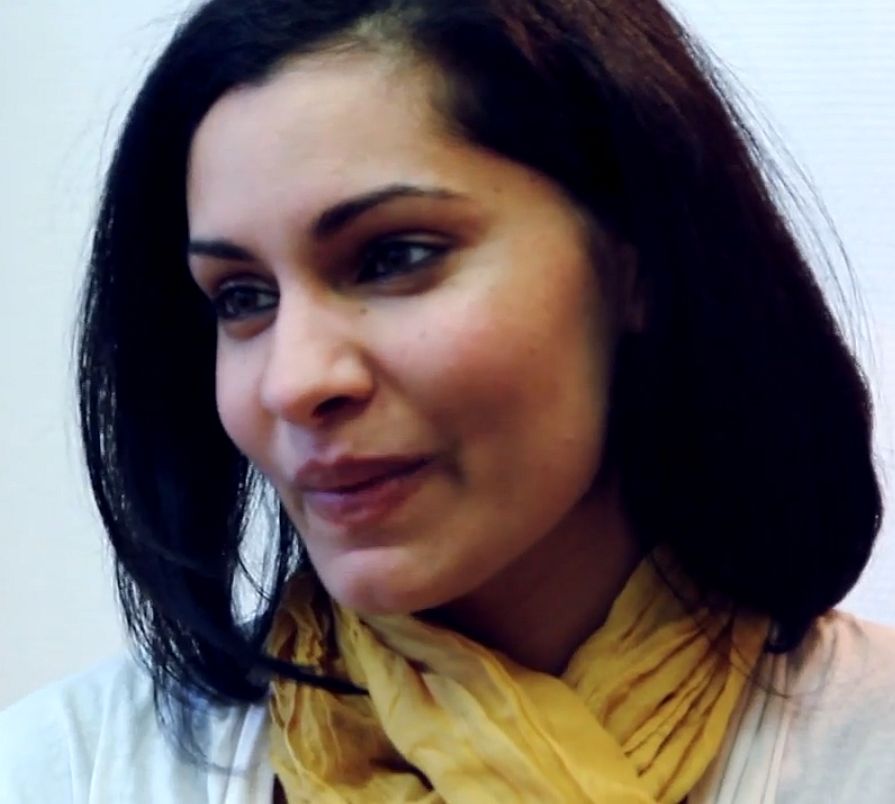 Danis Lídia.