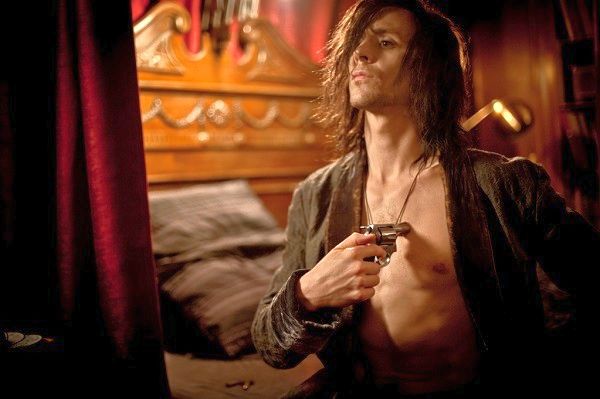Tom Hiddleston.