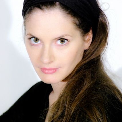 Holecskó Orsolya.