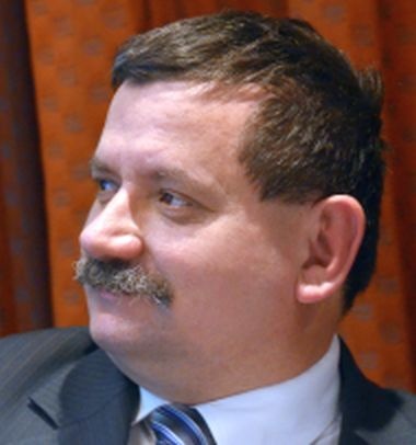 Zárándy Tamás.