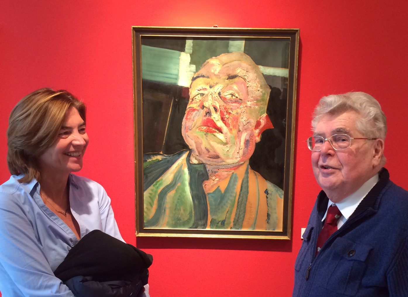 Kocsis Tamás és lánya, Katalin a Scheiber-portré előtt.