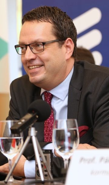 Niclas Trouve, Svédország magyarországi nagykövete.