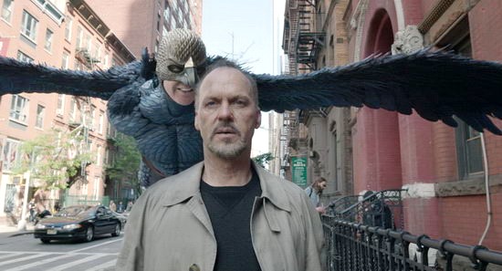 Michael Keaton és a kísértő múlt.