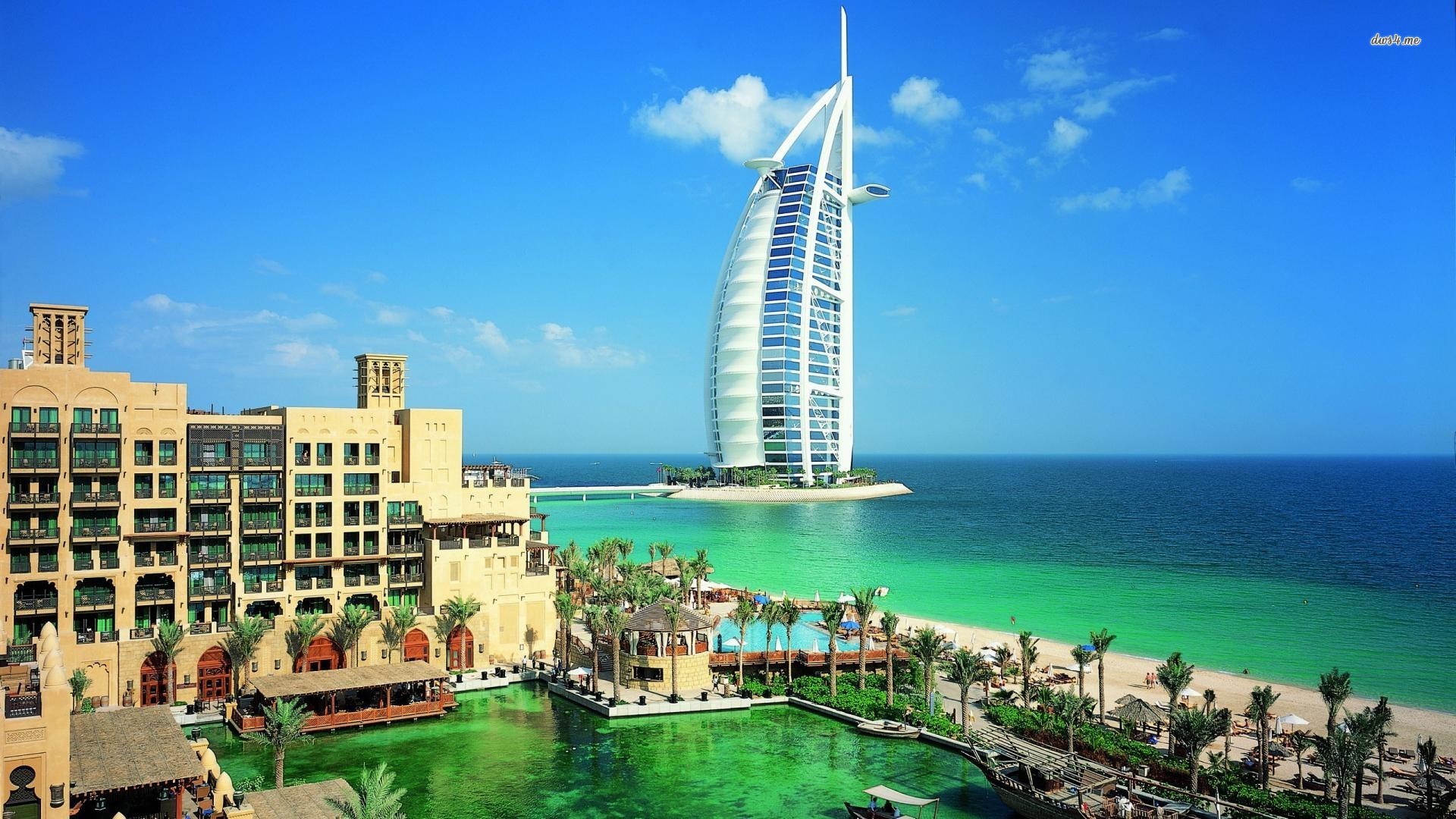 Dubaj.