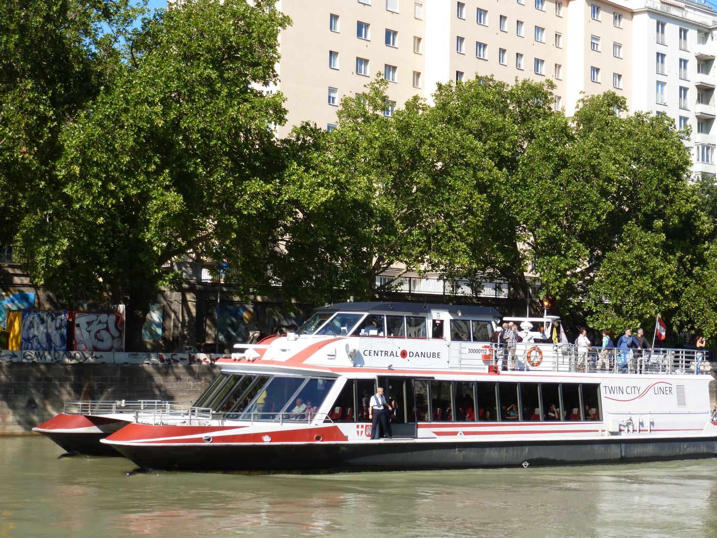 A Bécs-Pozsony katamarán; kép: Evi Brezina