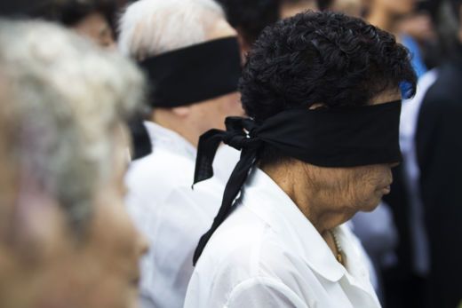 Minouk Lim, Navigation ID, 2014, Live broadcast intervention at the press opening day of Burning Down the House, the 10th Gwangju Biennale, Courtesy die Künstlerin
