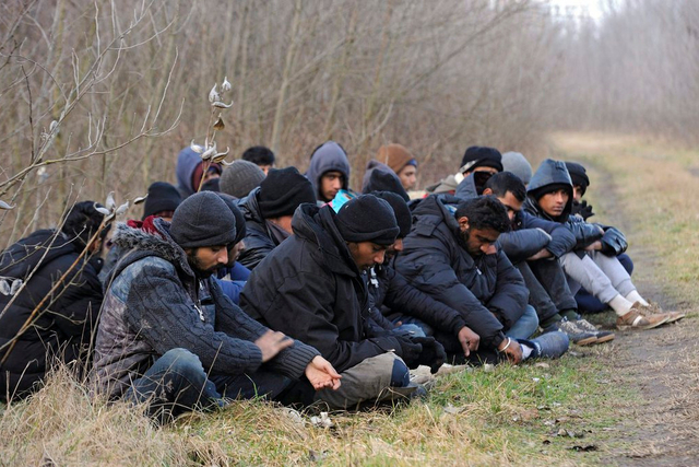 Menekültek. Kép: Tages-Anzeiger / foto: Zoltan Gergely Kelemen / Keystone