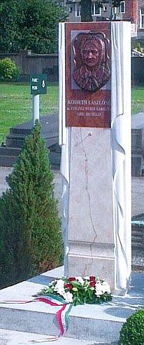 Kossuth Lászlóné tavaly nyáron avatott brüsszeli emlékműve.