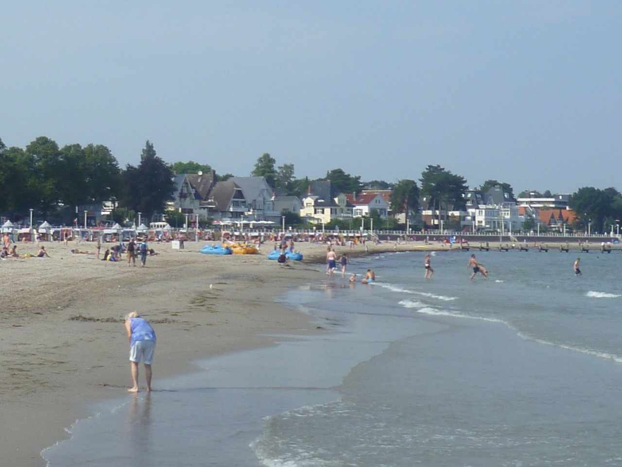 Strand a Keleti-tenger partján, Travemündében.