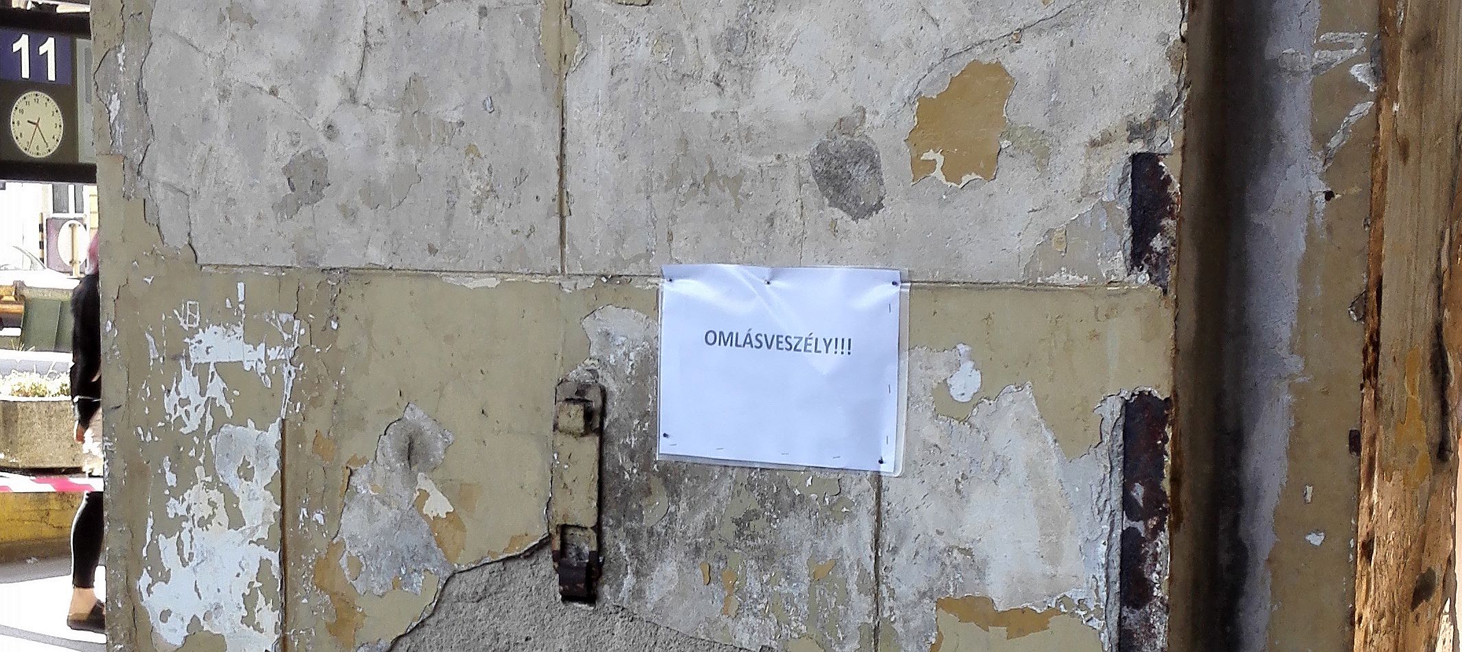 Néhány hete készült felvétel a Keleti 9. vágánya melletti peronon.