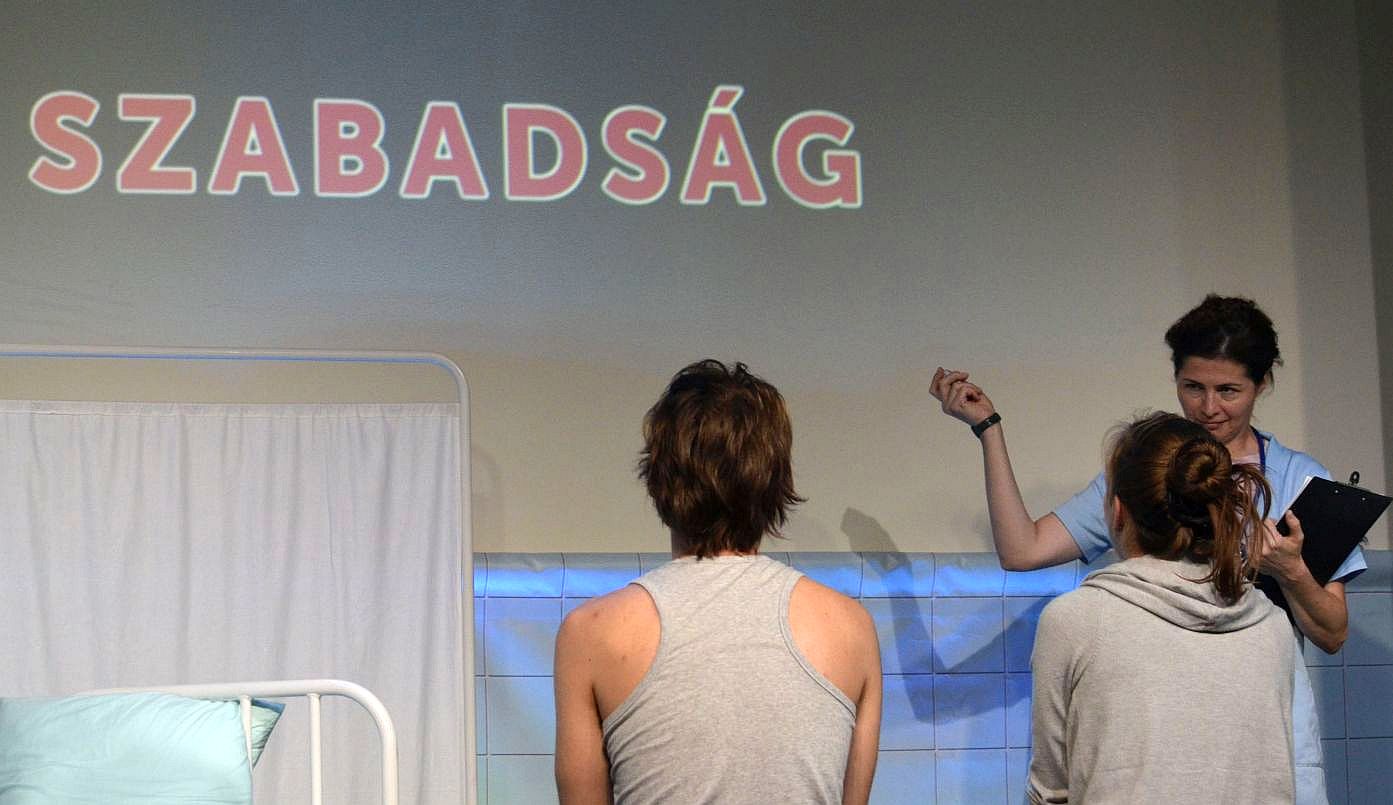 Tóth Ildikó, Sodró Elza, Molnár Áron.