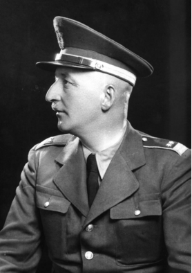 Reviczky Imre 1946-ban Nagyváradon készült képe.