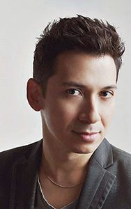 Alejandro Vela.