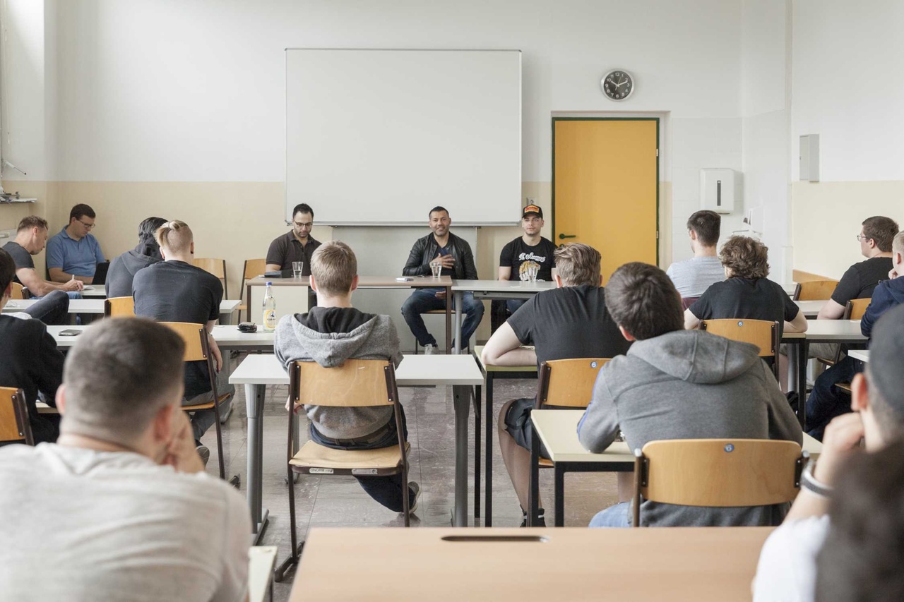 Bécsben elfogadásra és egymás iránti türelemre tanítják a fiatalokat