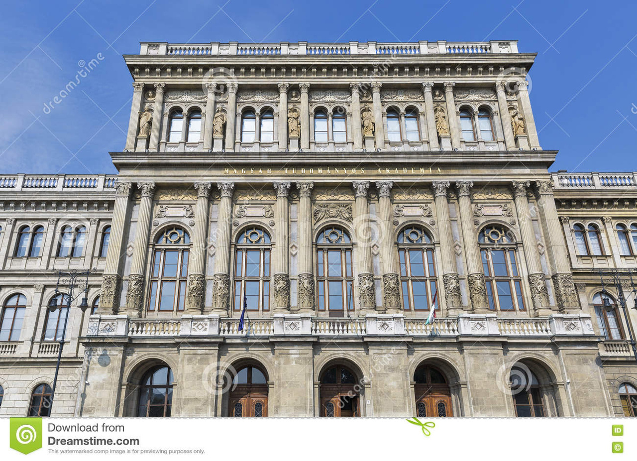 Akadémia: elakadtak a tárgyalások a szaktárcával, de folytatni kívánja őket a kormánnyal