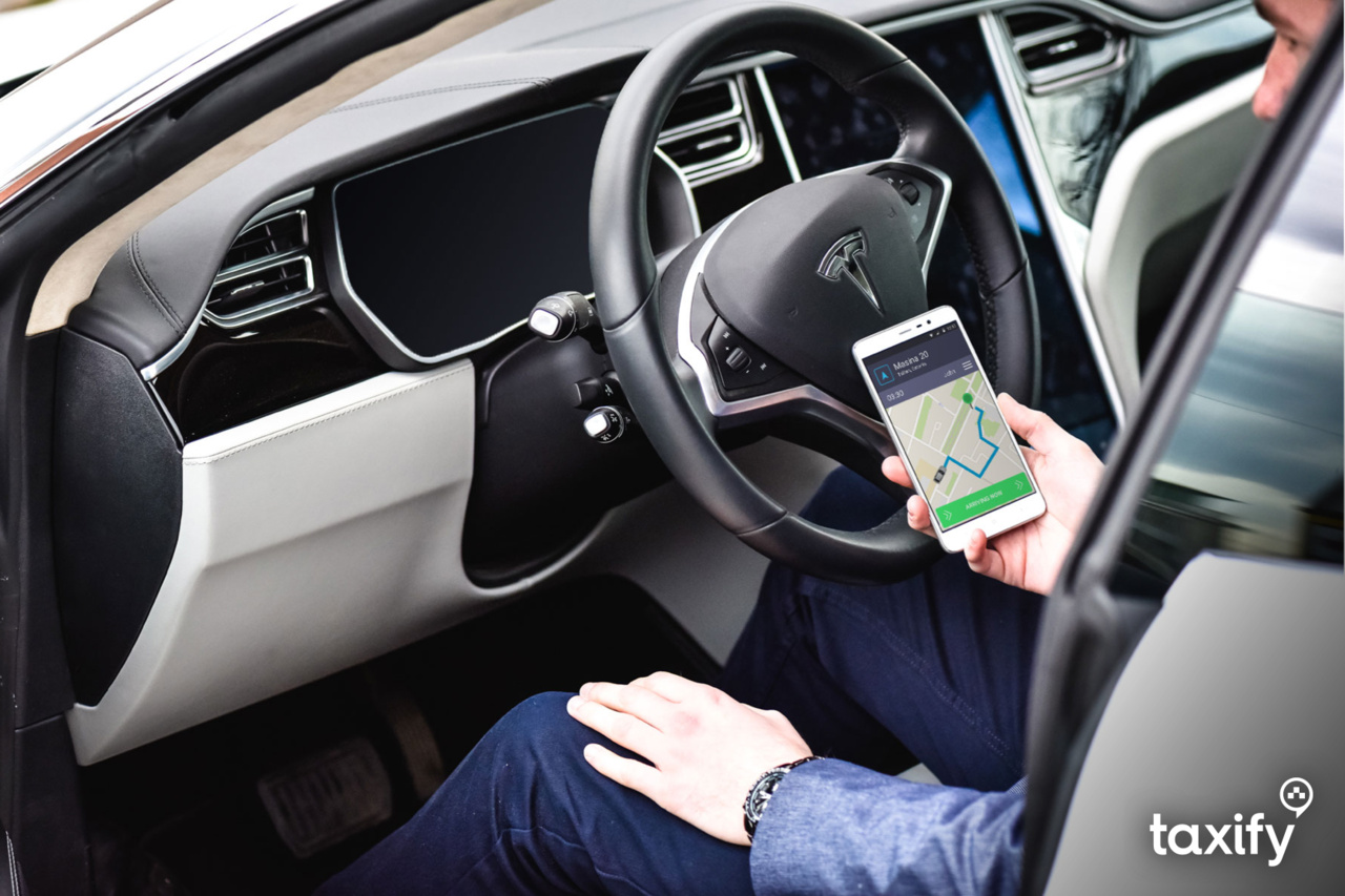 Taxify mától Debrecenben is – diáktarifa mindenkinek