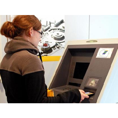 Bankváltásra sarkall a tranzakciós adó