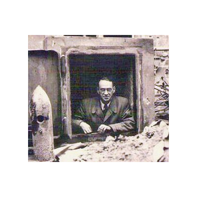 Az embermentő svájci dplomata, Carl Lutz fényképei, 1942–49 – a történelem fotósa