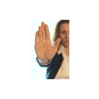 Segítség, tapogat a főnököm! – Ipsos-kutatás a munkahelyi molesztálásról