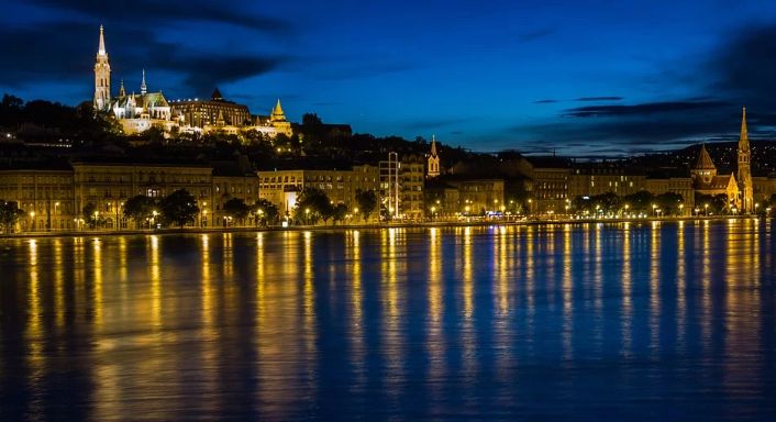 Vizünk van, hajónk van: kiránduljunk!