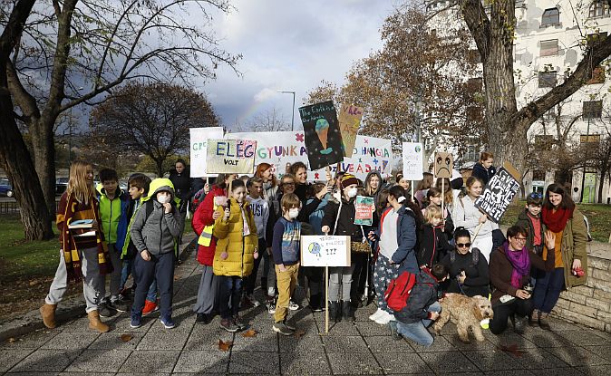 Greenpeace-mérések: egészségtelen a levegő az iskolák környékén