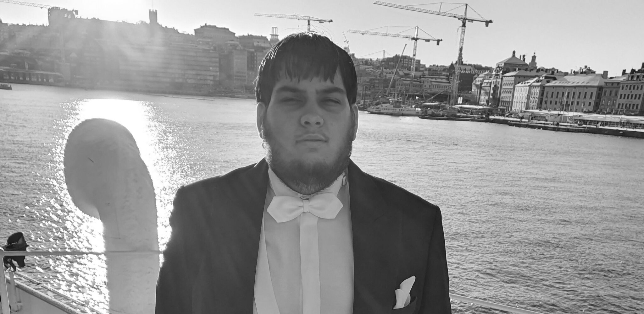 Nobel-díjasokkal és a svéd királyi családdal vacsorázott