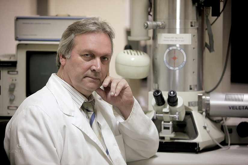 Elnökjelölti portrék: Freund Tamás