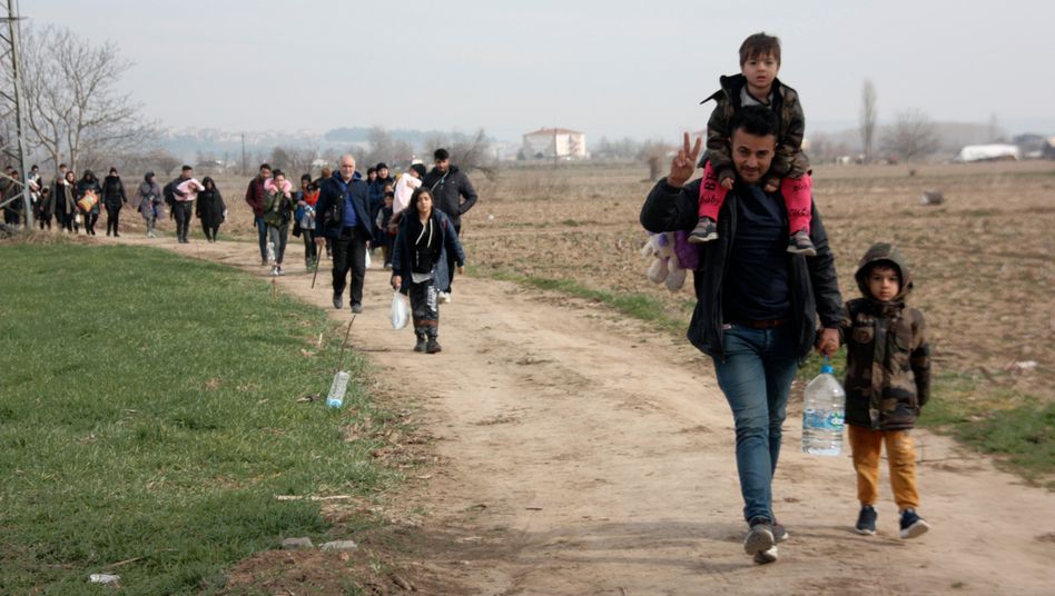 Ankara zsarol, az EU fizet