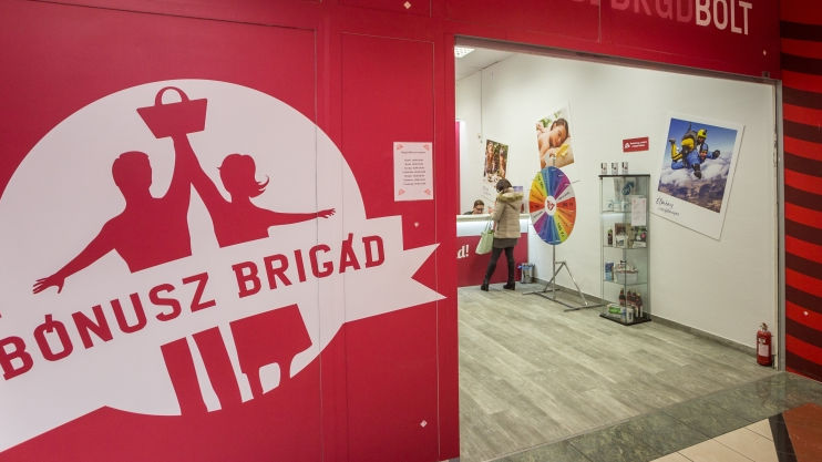 Csődvédelmet kért a Bónusz Brigád